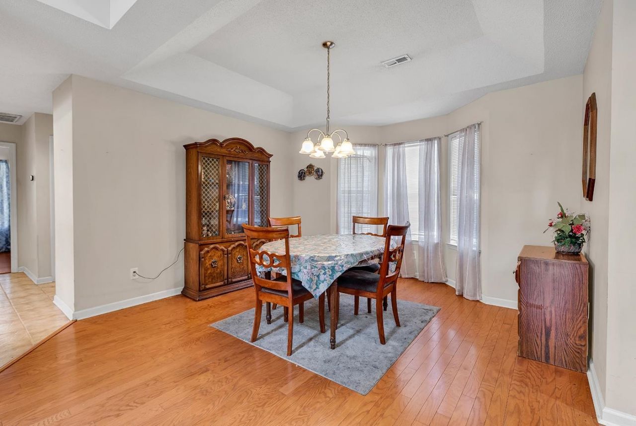 231 Lander Dr. Photo 7