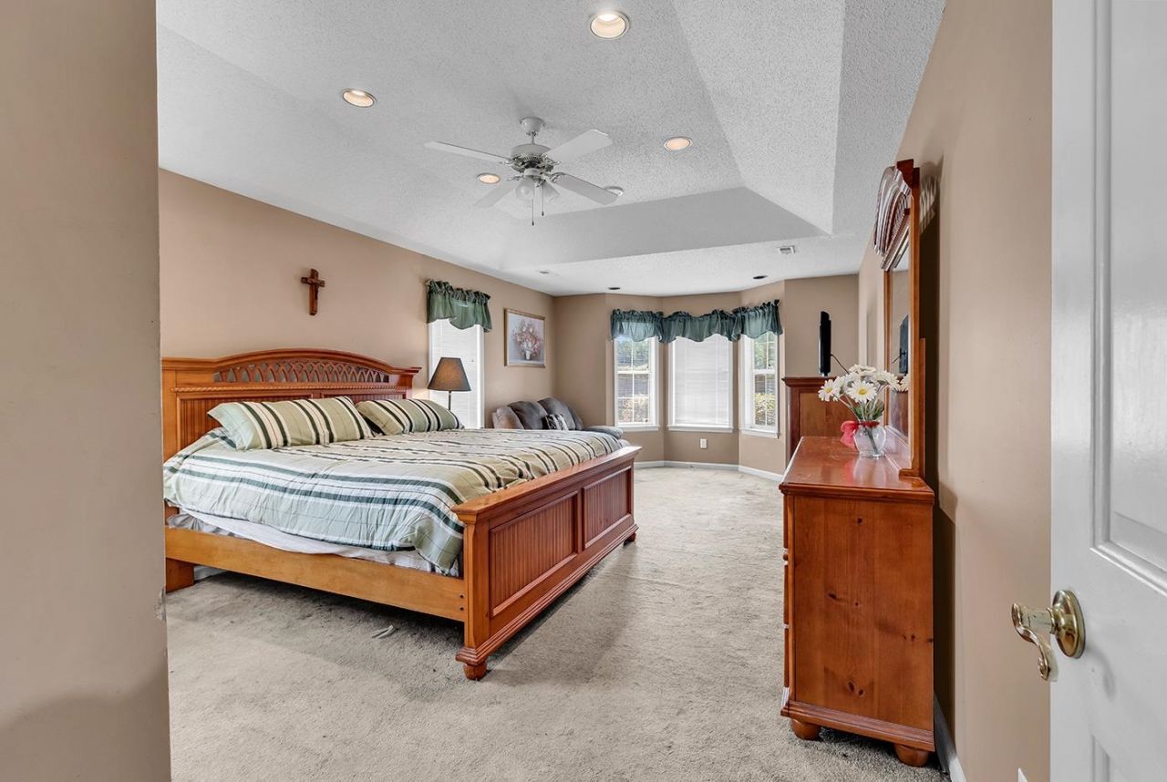 231 Lander Dr. Photo 9