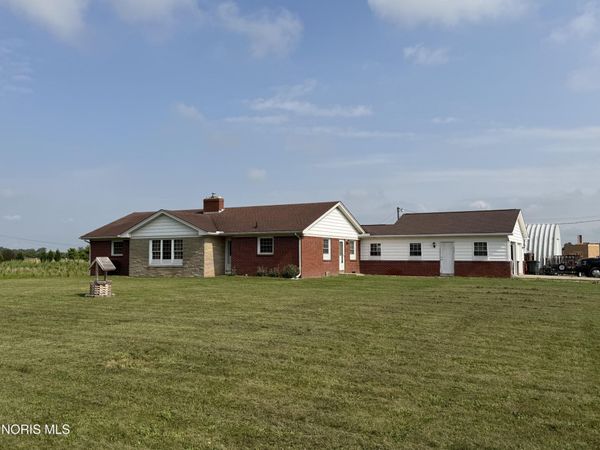 10136 Sylvania Metamora Road , Sylvania, OH 43560