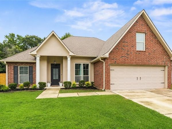28637 VENETTE Court, Madisonville, LA 70447