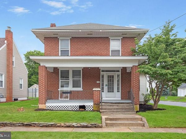 2101 W PHILADELPHIA STREET, YORK, PA 17404