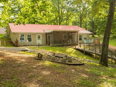 120 Veal Lane, New Concord, KY 42076