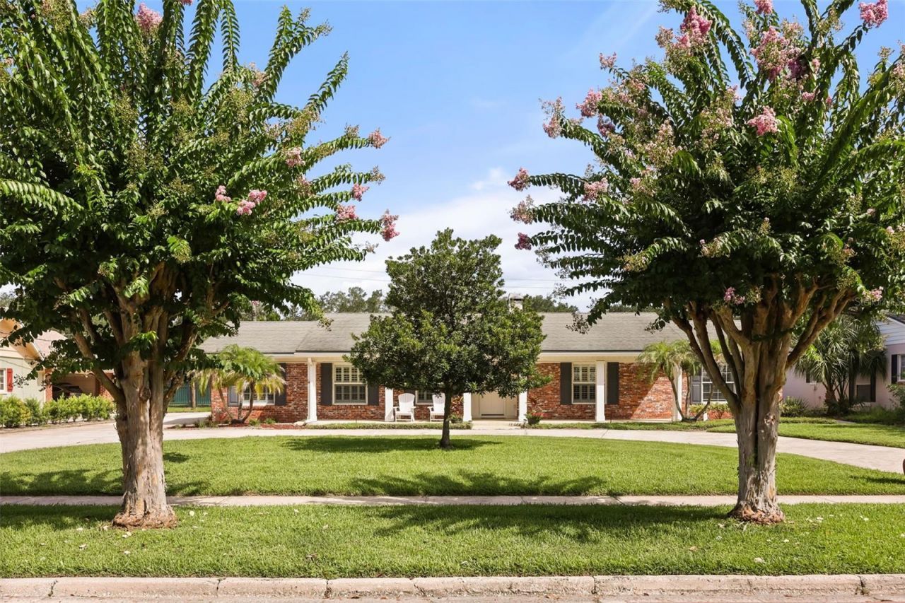 1523 Lake Shore Drive, Orlando, FL 32803 Main Photo