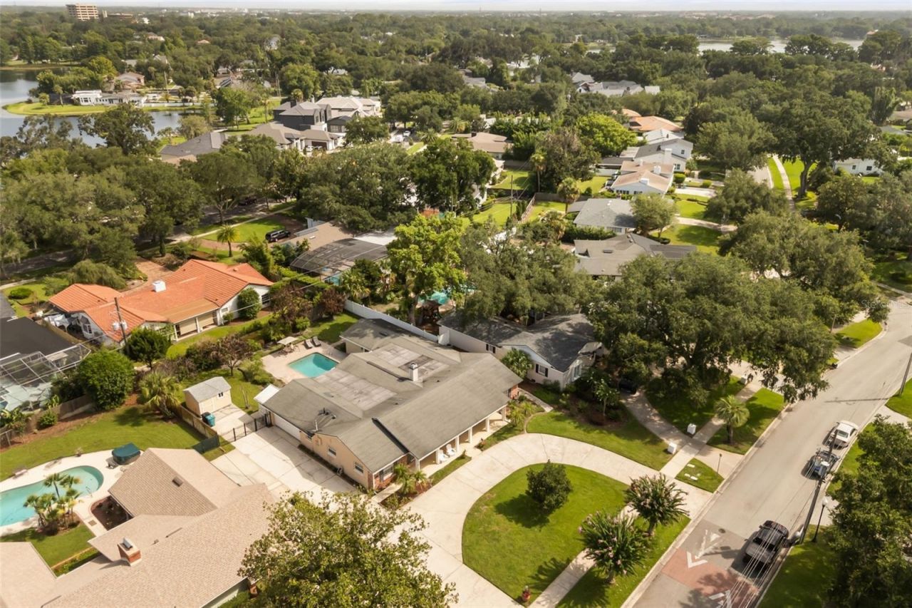 1523 Lake Shore Drive, Orlando, FL 32803 Photo