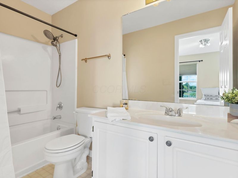 6333 Lakeview Drive E, Unit 6333, Grove City, OH 43123 Photo 26