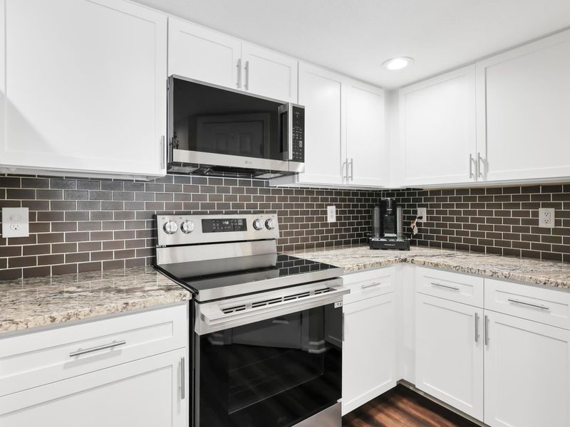 6333 Lakeview Drive E, Unit 6333, Grove City, OH 43123 Photo 9