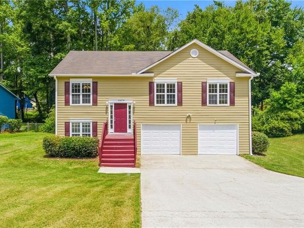 10879 Morning Dove Drive , Hampton, GA 30228
