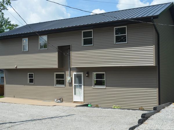 11683 N Black Point Road, Syracuse, IN 46567