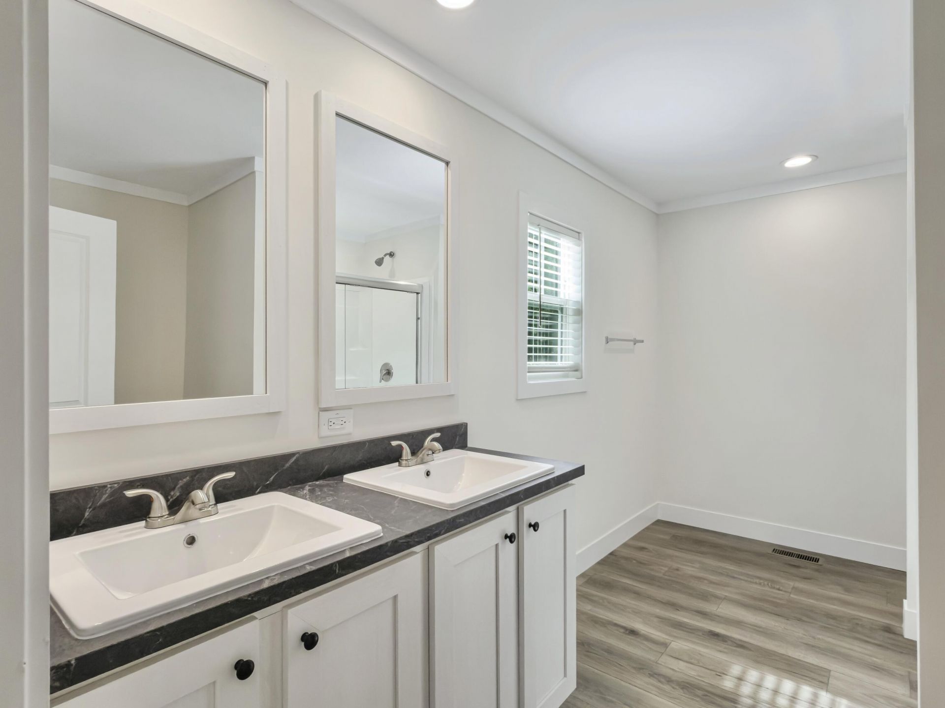 6152 State Road S-10-2077 Road Photo 16