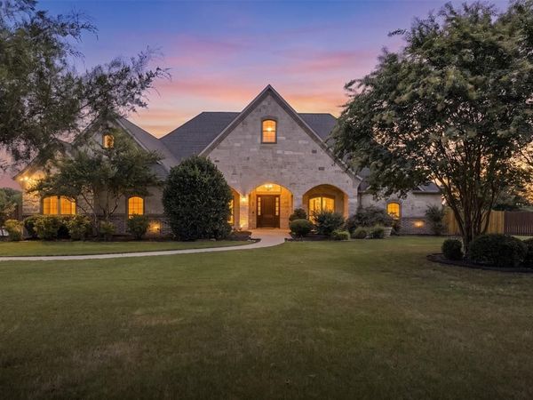 1320 N Creek Circle, Waxahachie, TX 75165