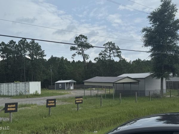 5020 Us-90 , Bay Saint Louis, MS 39520