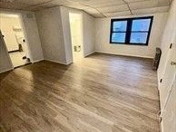 11 Edgewood St, Unit 3, Worcester, MA 01602