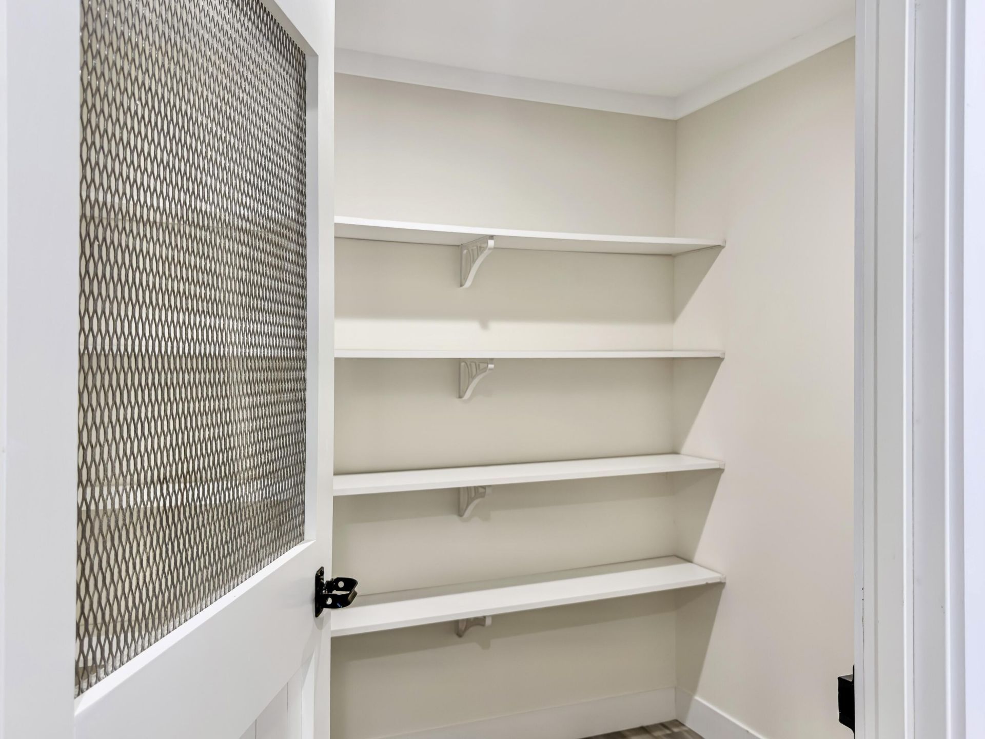 6156 State Road S-10-2077 Photo 11