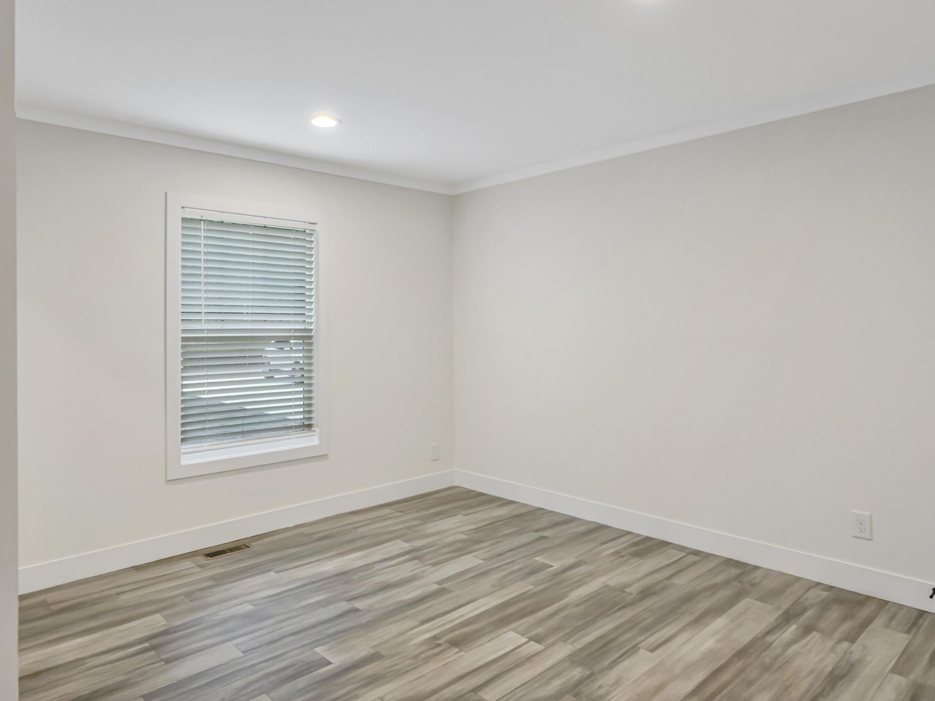 6156 State Road S-10-2077 Photo 25