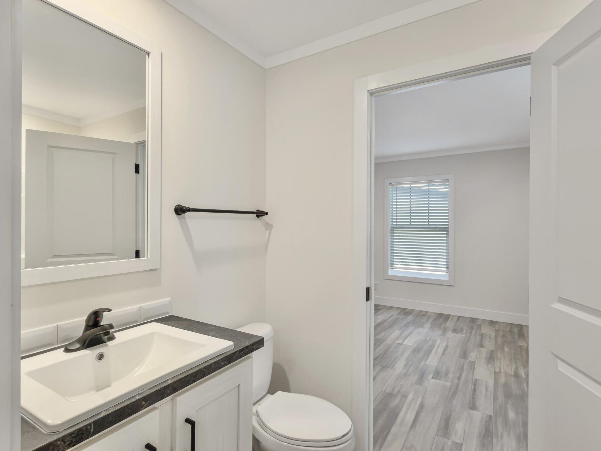 6156 State Road S-10-2077 Photo 28