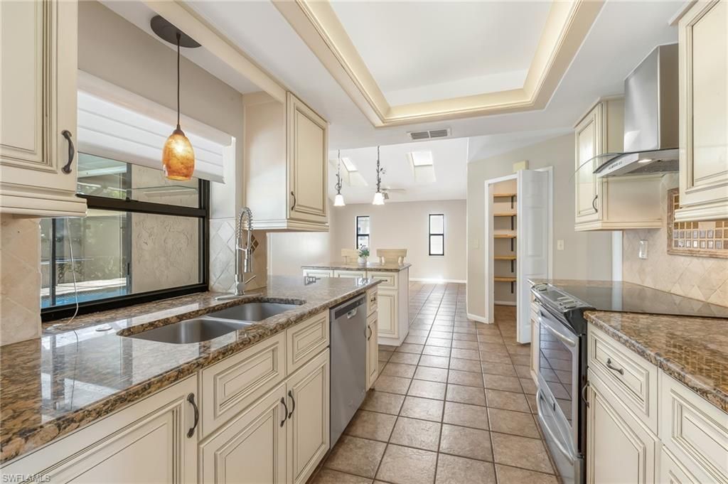 9166 King Rd E, Fort Myers, FL 33967 Photo