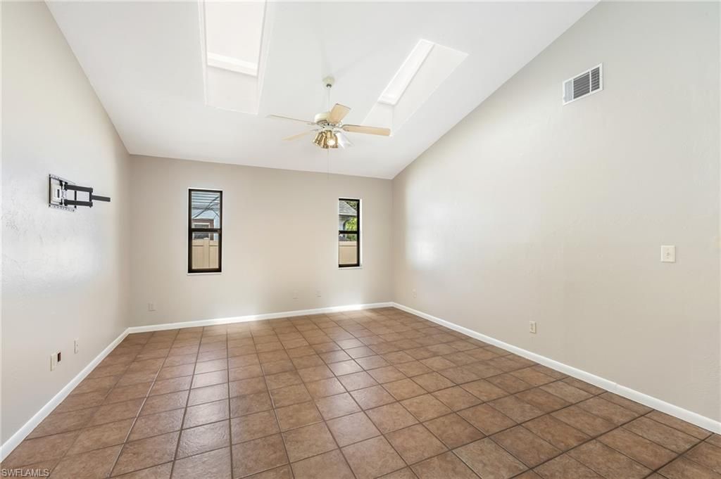9166 King Rd E, Fort Myers, FL 33967 Photo