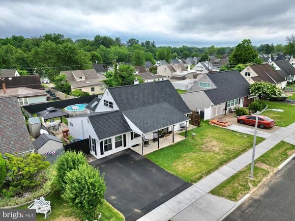 14 VERDANT ROAD , LEVITTOWN, PA 19057
