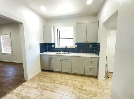 1016 X St, Sacramento, CA 95818 Photo