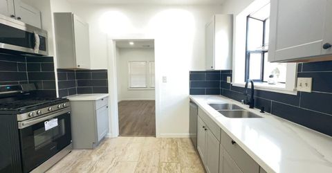 1016 X St, Sacramento, CA 95818 Photo