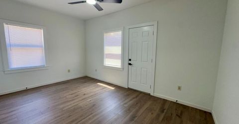 1016 X St, Sacramento, CA 95818 Photo