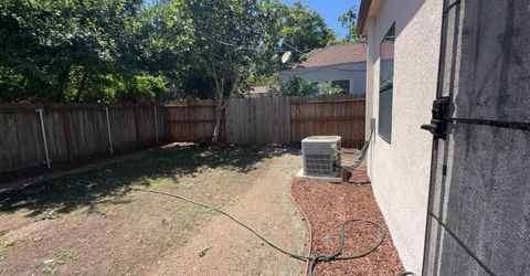 1016 X St, Sacramento, CA 95818 Photo