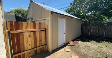 1016 X St, Sacramento, CA 95818 Photo