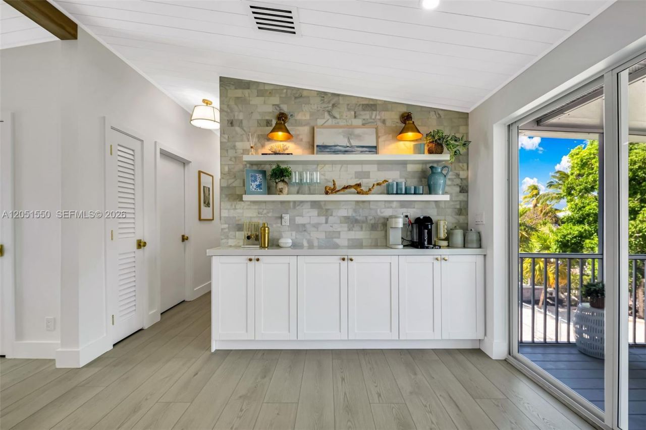 129 Nautilus Dr , Islamorada, FL 33036 Photo