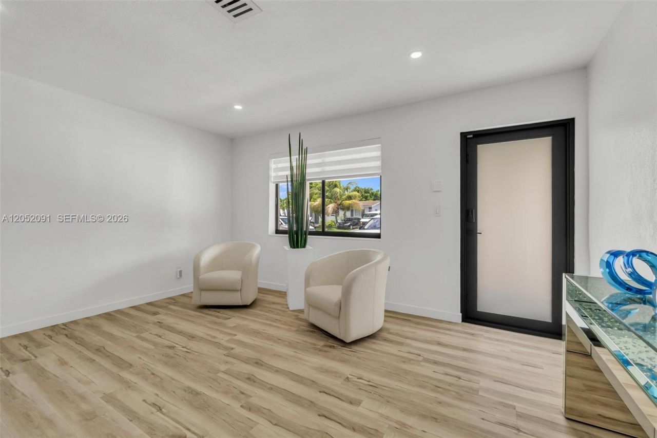 11520 SW 138th St , Miami, FL 33176 Photo