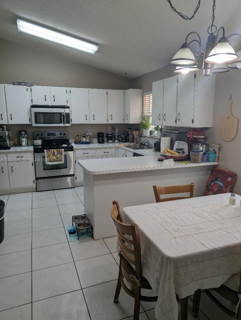 12276 NW 36th Pl , Sunrise, FL 33323 Photo