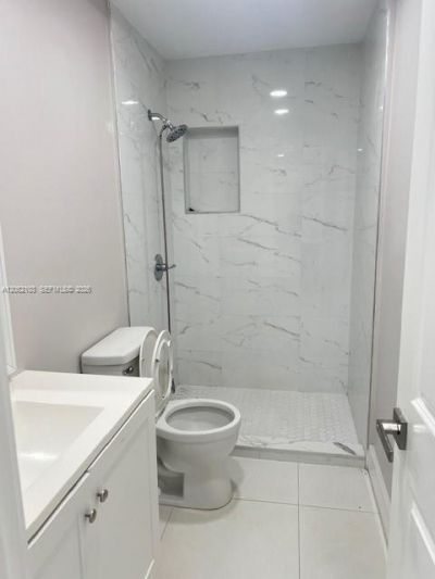 922 NW 2nd St , Unit 2, Miami, FL 33128 Photo
