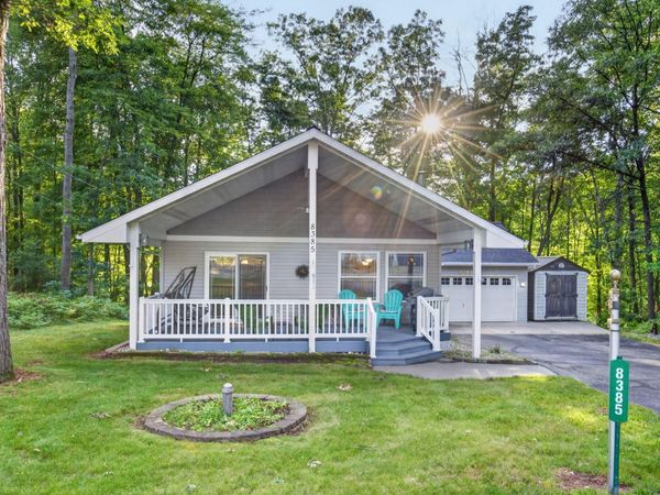 8385 Alberta Street, Canadian Lakes, MI 49346