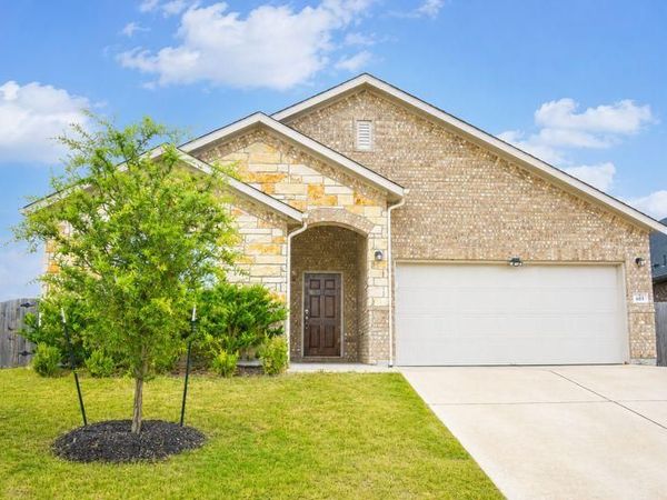 693 Durian LOOP , Buda, TX 78610