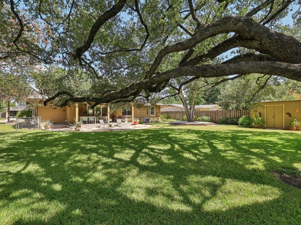 6308 Nasco DR, Austin, TX 78757