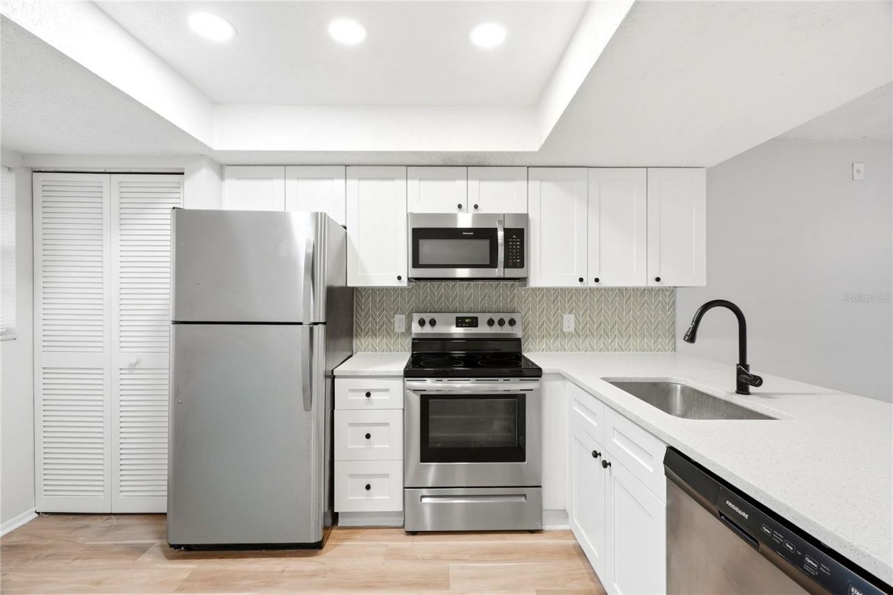 13250 Ridge Road, Unit 9-1, Largo, FL 33778 Photo