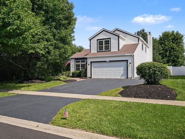 601 Carnation Drive , Oswego, IL 60543