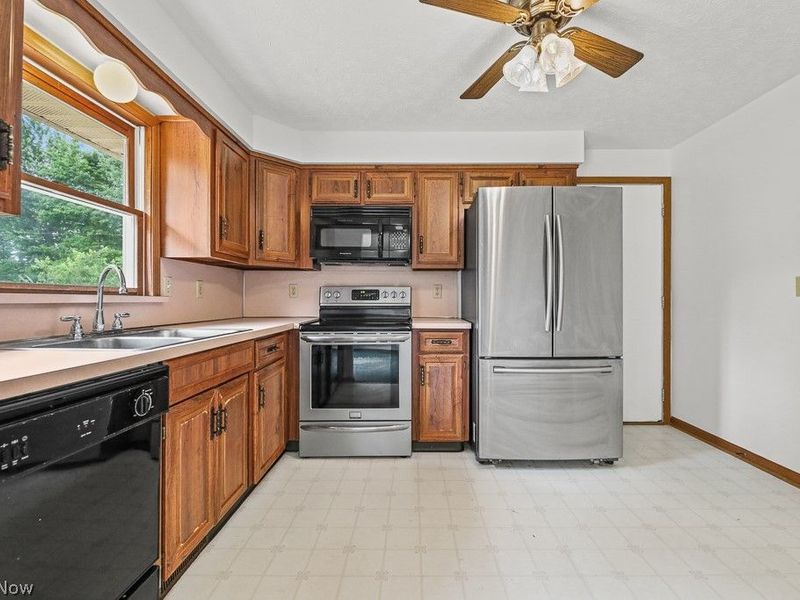 2642 Blake Road, Wadsworth, OH 44281 Photo 14