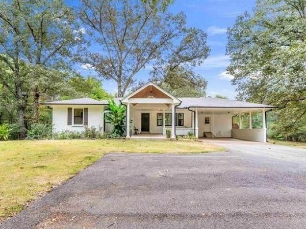 1050 N REID-HOOKER RD, Eads, TN 38028