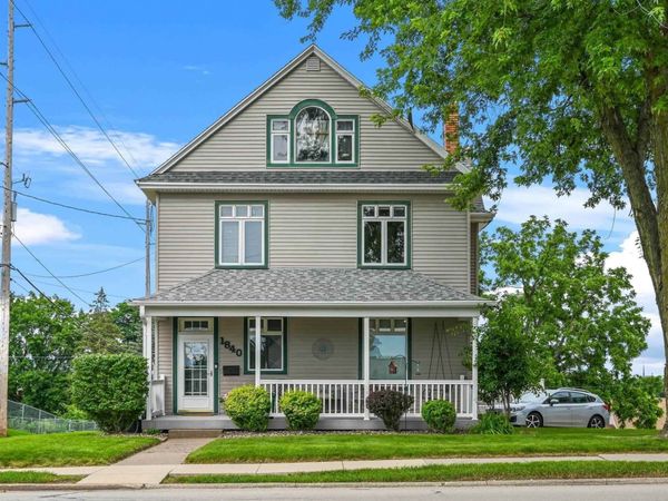1840 Asbury Road, Dubuque, IA 52001