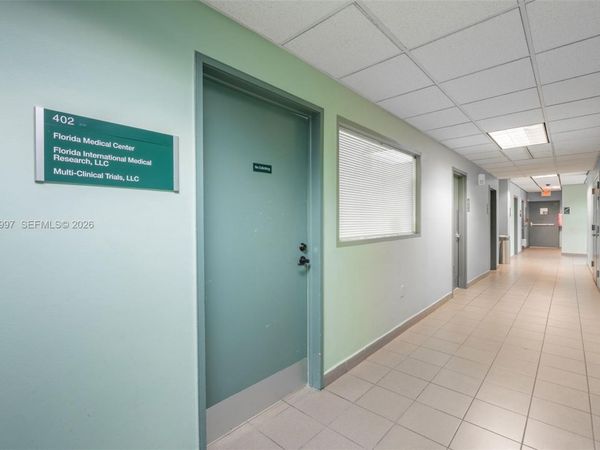747 Ponce De Leon Blvd, Unit 402, Coral Gables, FL 33134