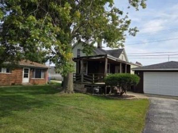 719 Greenbay Avenue , Calumet City, IL 60409