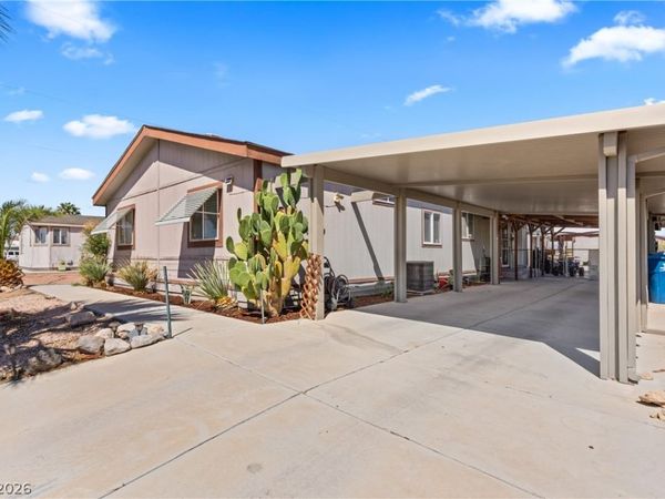 516 White Domes Drive , Overton, NV 89040