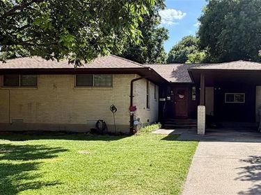 9003 Liptonshire Drive, Dallas, TX 75238