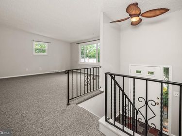 707 W STATE STREET, COOPERSBURG, PA 18036