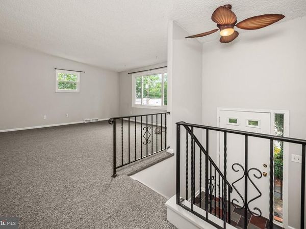 707 W STATE STREET, COOPERSBURG, PA 18036