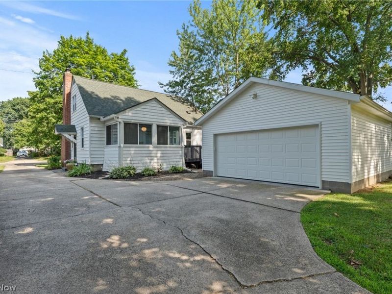 272 S Hawkins Avenue, Akron, OH 44313 Photo 2