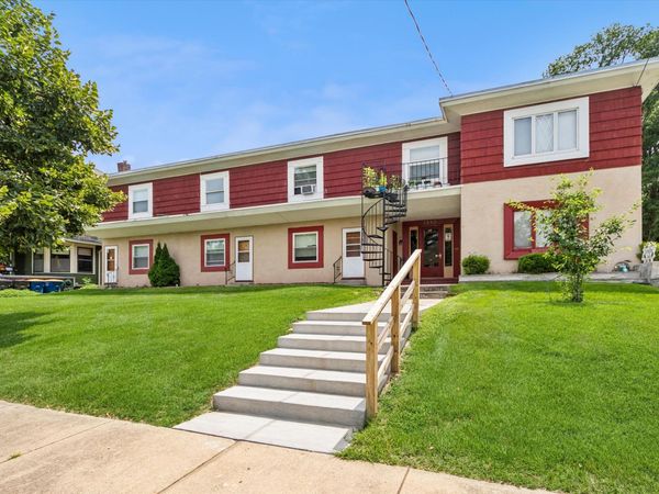 1940 Arlington Avenue, Des Moines, IA 50314