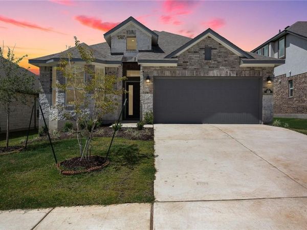 216 Upland DR , Georgetown, TX 78628