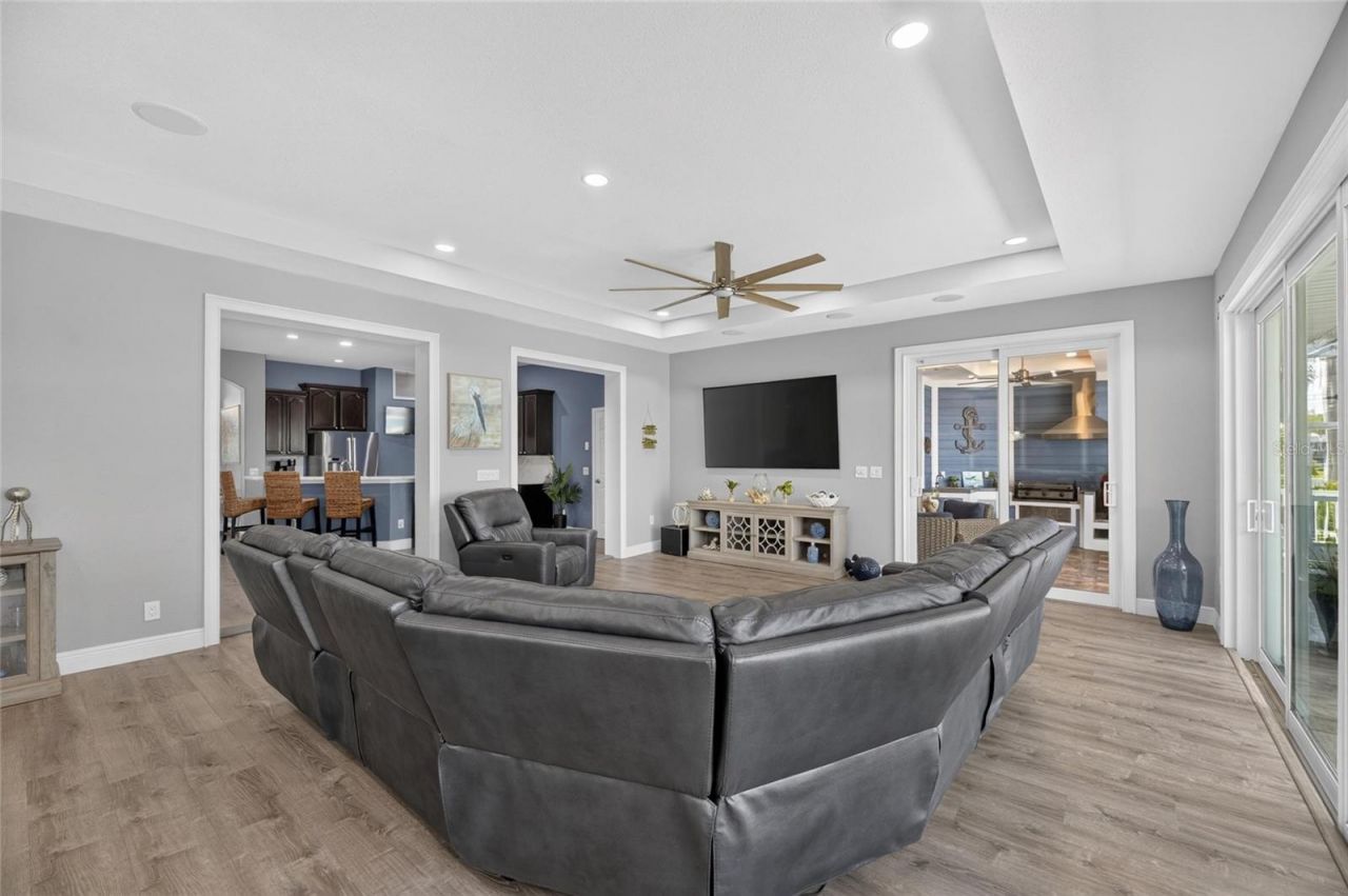 5216 Point Harbor Lane, Apollo Beach, FL 33572 Photo