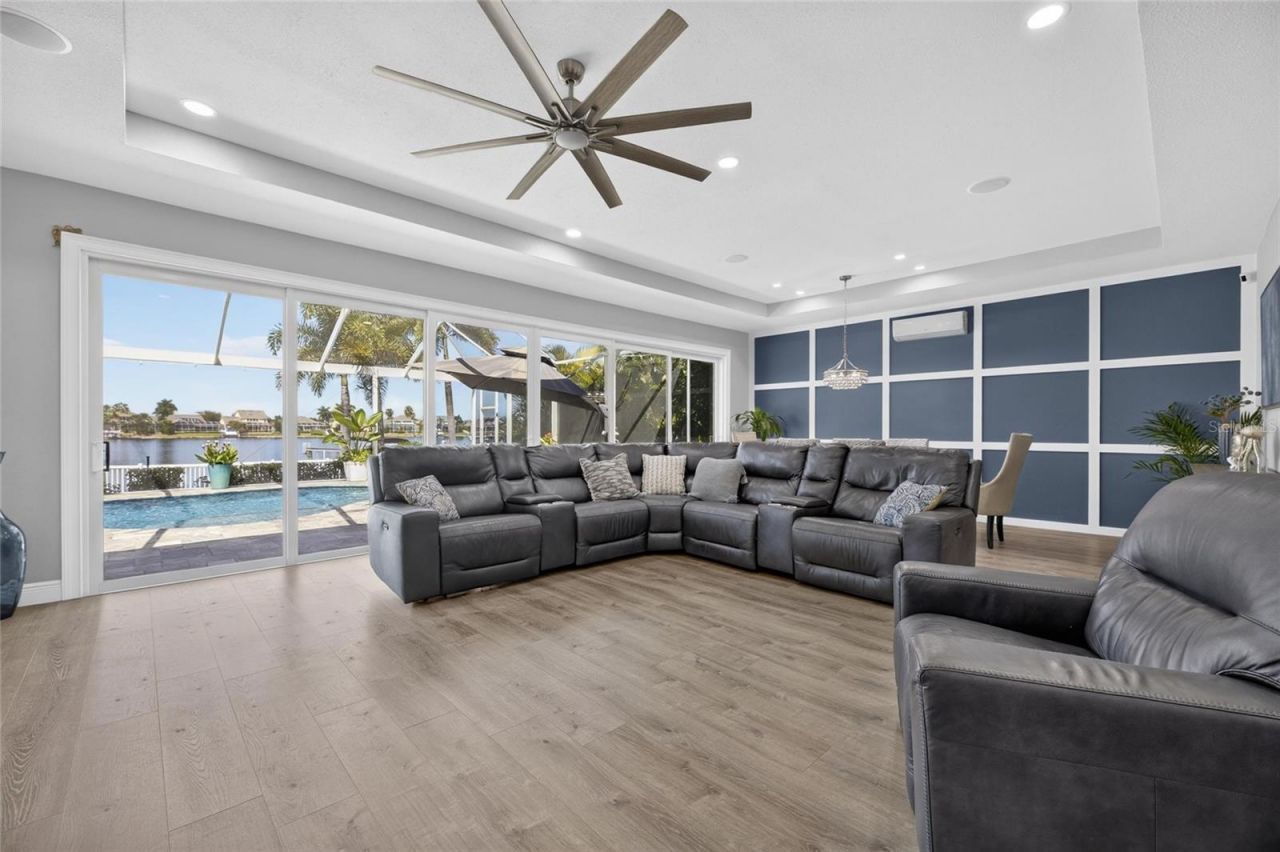 5216 Point Harbor Lane, Apollo Beach, FL 33572 Photo